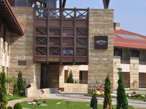 Garni hotel Danubia Park, Srebrno jezero
